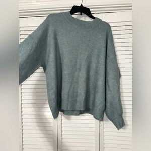 Light Blue green Sweater! Lightweight and soft!! Perfect for warm fall days!